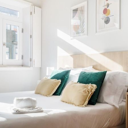 Bellu Studios & Suites Braga Bagian luar foto