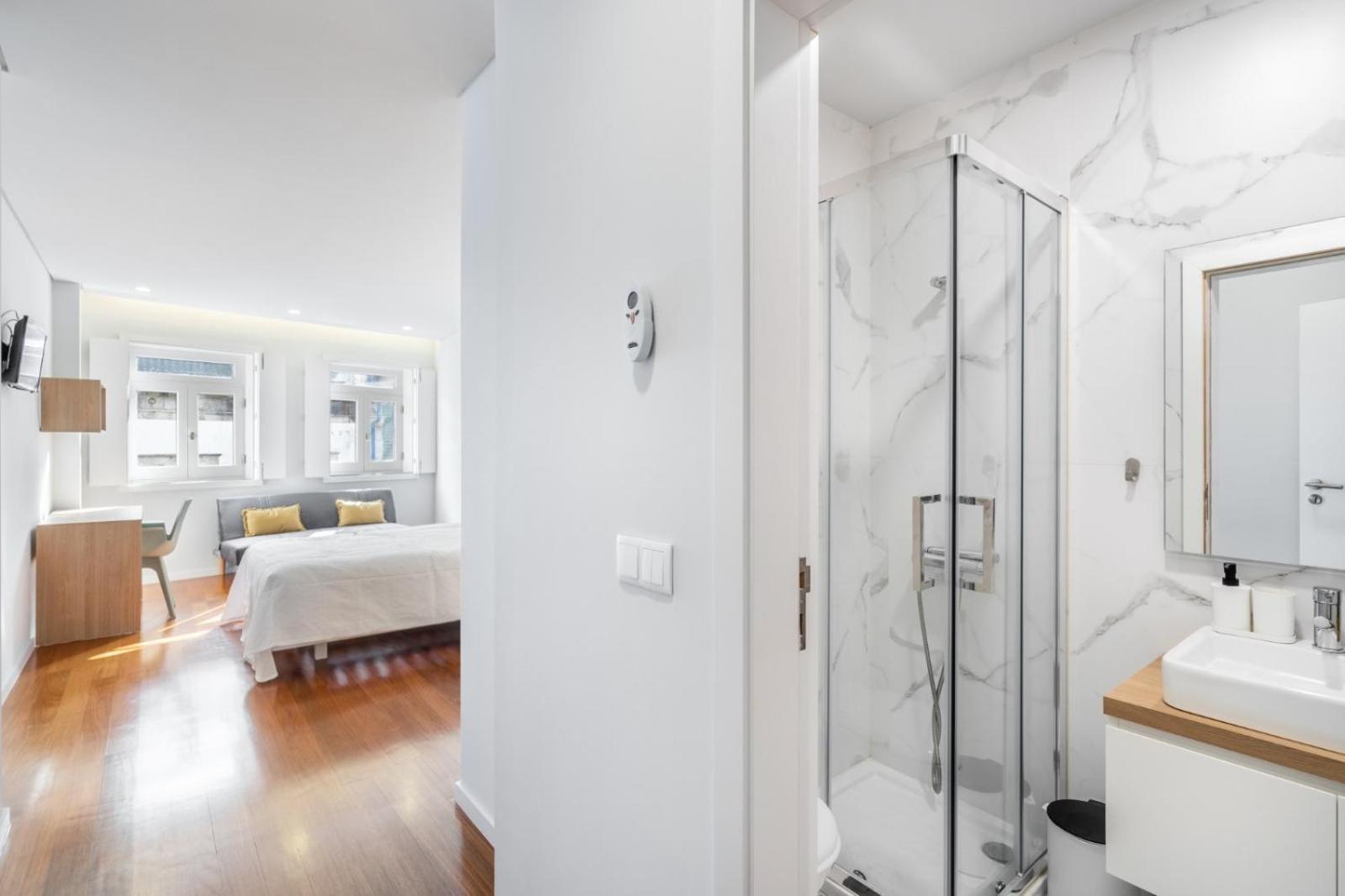 Bellu Studios & Suites Braga Bagian luar foto