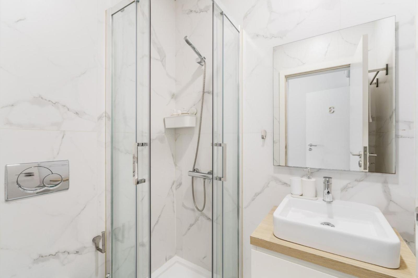 Bellu Studios & Suites Braga Bagian luar foto