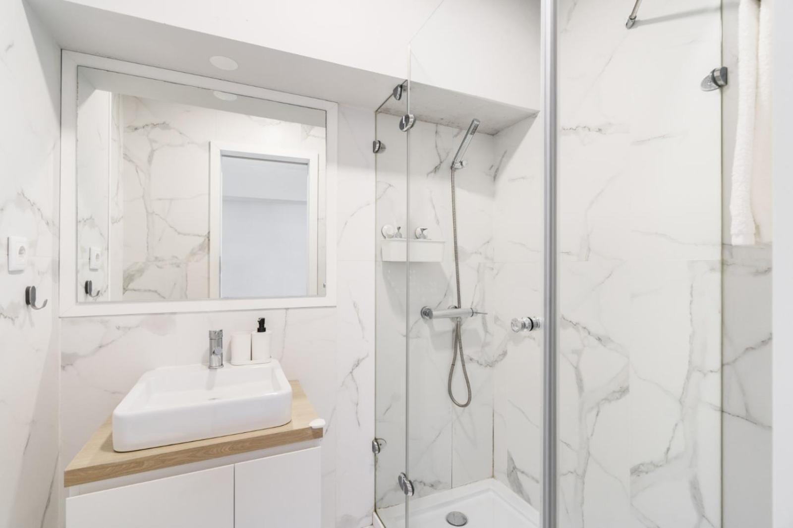 Bellu Studios & Suites Braga Bagian luar foto