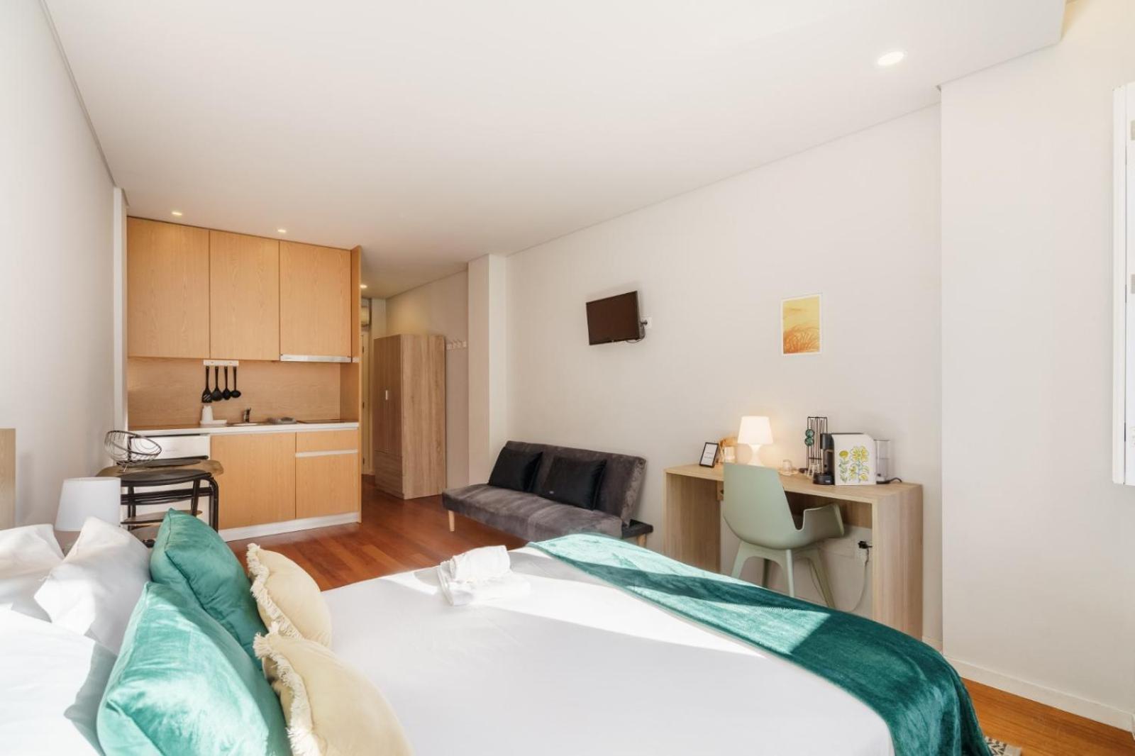 Bellu Studios & Suites Braga Bagian luar foto