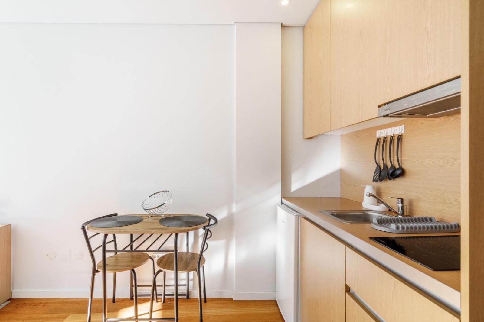 Bellu Studios & Suites Braga Bagian luar foto